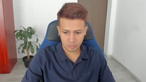 straight_boys_hornys online show from 01.12.26