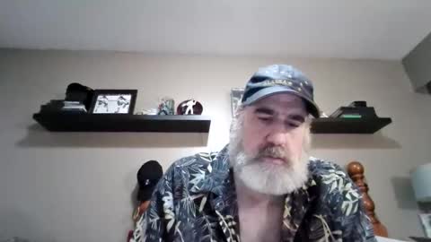 Straightbear4you online show from 01.12.26