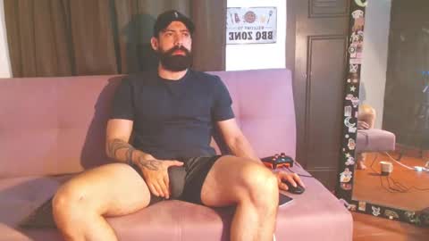 straightopenminds online show from 11.19.25