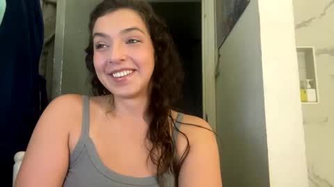 Snapshot of straightoutthetrailer chatting on 10.01.25 lucille beatrice luficer call me lucy online show from 10.01.25