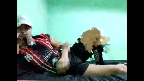 Snapshot of straightsoccerboy chatting on 12.14.25 straightsoccerboy online show from 12.14.25