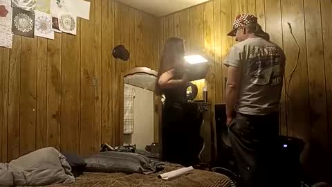 straighttoy online show from 02.04.26