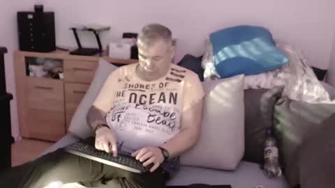 Snapshot of stranger1966 chatting on 11.03.25 Stranger online show from 11.03.25