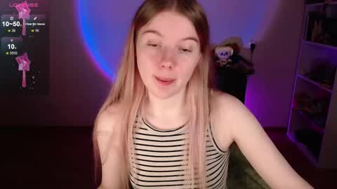 Snapshot of strawberry_juli chatting on 03.14.26 Juli online show from 03.14.26