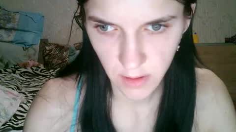 Strawberry Storm online show from 03.19.26