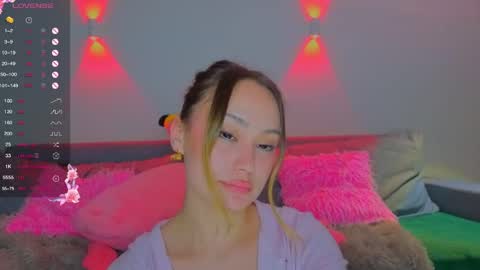 Tati and Lola online show from 05.16.26