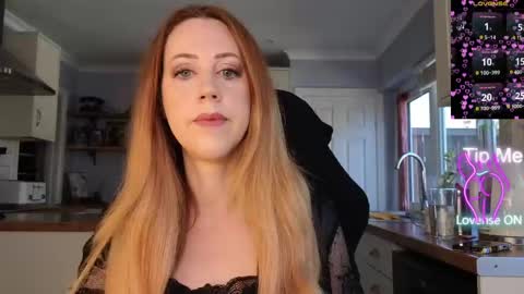 Amorina online show from 04.14.26