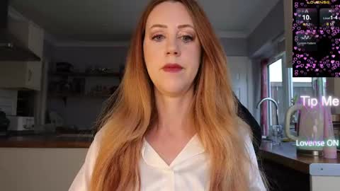 Amorina online show from 04.21.26