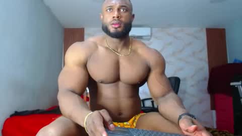 strong_george1 online show from 09.29.25