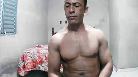 Snapshot of strongdaddyfantastic chatting on 05.16.26 strongdaddyfantastic online show from 05.16.26
