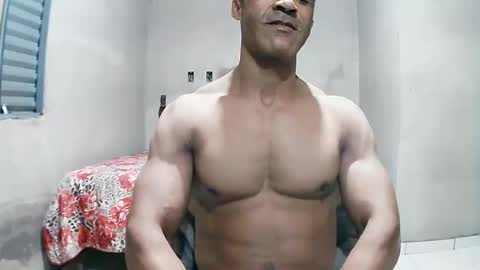 Snapshot of strongdaddyfantastic chatting on 06.03.26 strongdaddyfantastic online show from 06.03.26