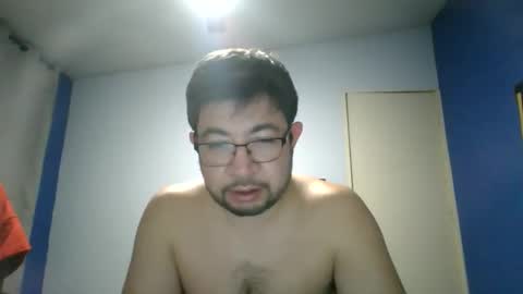 Snapshot of strudinovhotsun chatting on 10.24.25 strudinovhotsun online show from 10.24.25