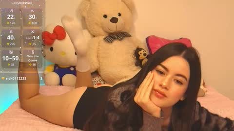 sttrawberry online show from 12.15.25