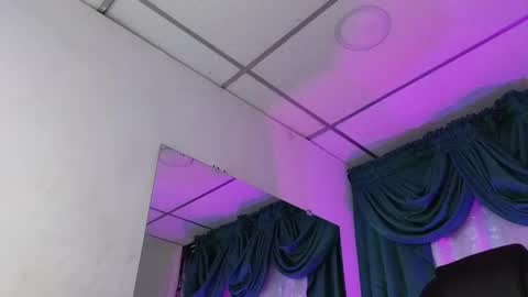 stuart_boy_ online show from 12.05.24