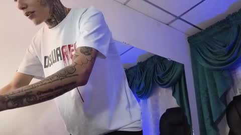 stuart_boy_ online show from 12.08.24