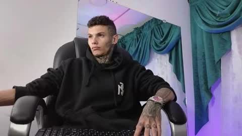 stuart_boy_ online show from 12.20.24