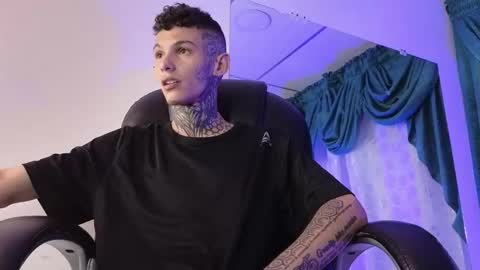 stuart_boy_ online show from 12.31.24