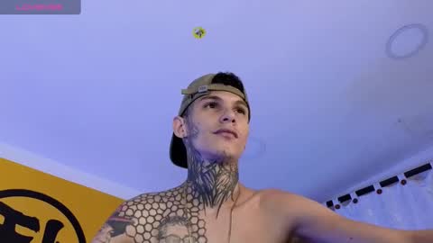 stuart_boy_ online show from 02.05.25