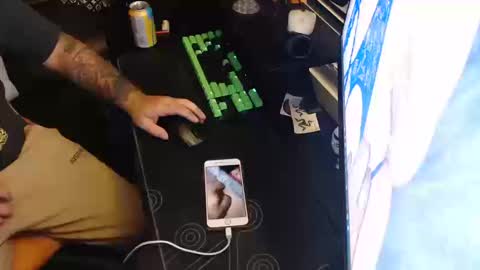 Snapshot of stud69861714 chatting on 10.17.25 stud69861714 online show from 10.17.25