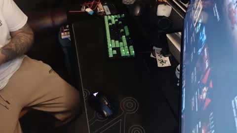 Snapshot of stud69861714 chatting on 10.18.25 stud69861714 online show from 10.18.25