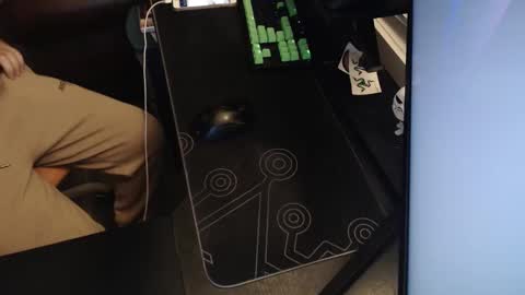 Snapshot of stud69861714 chatting on 11.15.25 stud69861714 online show from 11.15.25