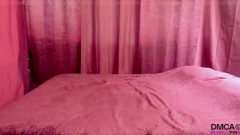 StudioWahines online show from 04.17.26