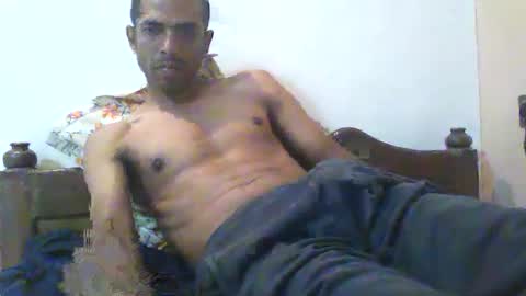 Snapshot of stylish0000008 chatting on 10.12.25 Indian Couple online show from 10.12.25