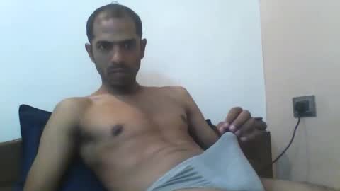 Snapshot of stylish0000008 chatting on 10.14.25 Indian Couple online show from 10.14.25