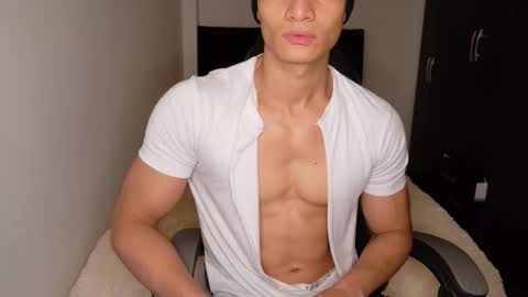 stylish men online show from 10.23.25