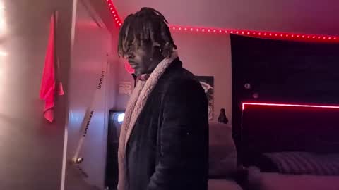 Snapshot of suavechocolatecity chatting on 09.30.25 Hot Chocolate online show from 09.30.25