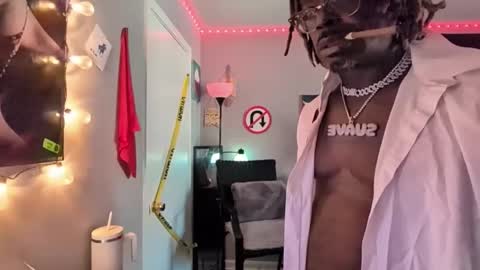 Snapshot of suavechocolatecity chatting on 11.23.25 Hot Chocolate online show from 11.23.25