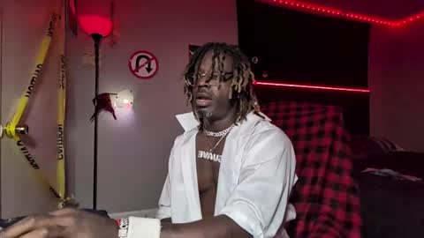 Snapshot of suavechocolatecity chatting on 01.14.26 Hot Chocolate online show from 01.14.26