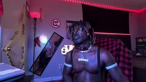 Snapshot of suavechocolatecity chatting on 02.15.26 Hot Chocolate online show from 02.15.26