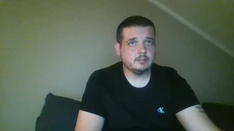 Snapshot of sub3100 chatting on 10.26.25 420Fun online show from 10.26.25