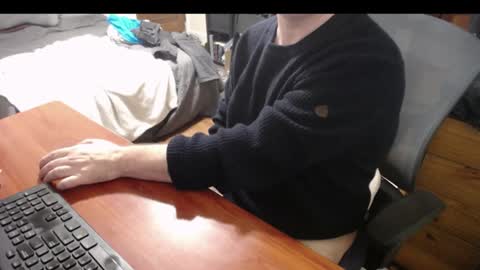 Snapshot of subbrian chatting on 12.25.24 subbrian online show from 12.25.24