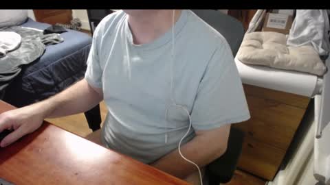 Snapshot of subbrian chatting on 01.04.25 subbrian online show from 01.04.25