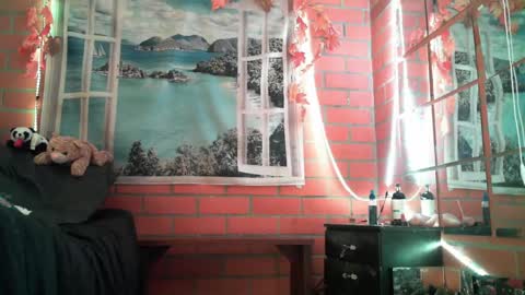 sofhia online show from 10.17.25