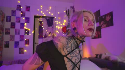 succubus_66 online show from 01.25.25