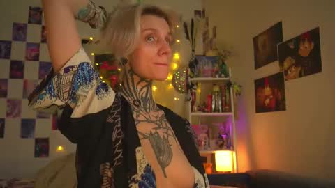 succubus_66 online show from 03.07.25