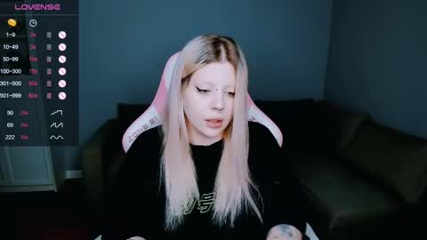 succubus_leslie online show from 03.03.25