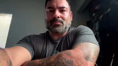 Snapshot of sucio72 chatting on 09.19.25 Sucio online show from 09.19.25