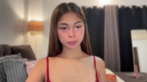 Snapshot of suckablechick chatting on 04.25.26 Marry online show from 04.25.26