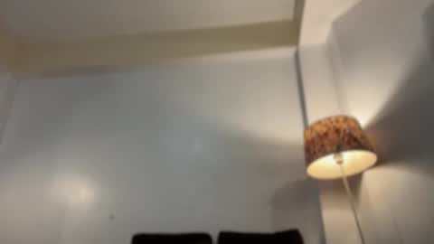 Snapshot of suckablechick chatting on 04.27.26 Marry online show from 04.27.26