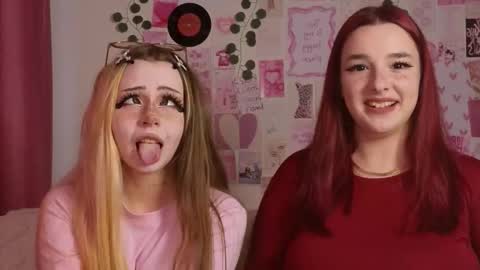 Snapshot of suemeow chatting on 10.16.25 Sue online show from 10.16.25