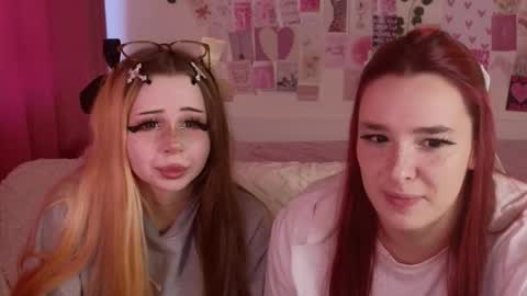 Snapshot of suemeow chatting on 10.17.25 Sue online show from 10.17.25