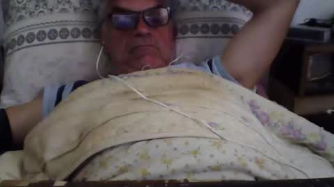 Snapshot of sugar1971 chatting on 04.10.26 paolo online show from 04.10.26