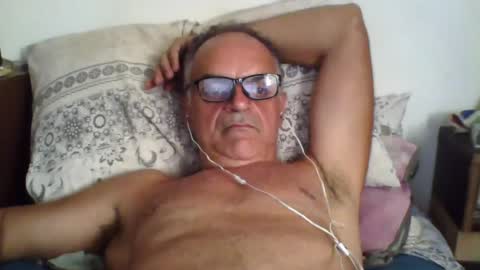 Snapshot of sugar1971 chatting on 06.25.26 paolo online show from 06.25.26