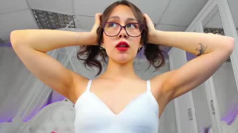 sugar blond online show from 02.22.25