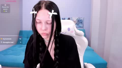 Snapshot of sugar_bunny_girl chatting on 04.26.26 Ariana online show from 04.26.26