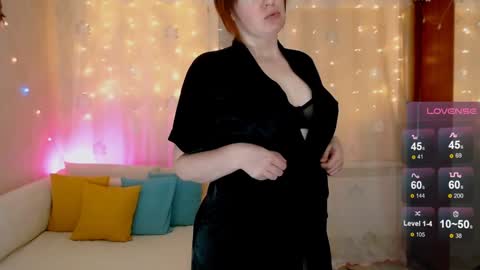 Snapshot of sugar_desire chatting on 01.08.25 Instagram faroffland online show from 01.08.25